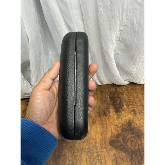 Oakley Black Authentic Hard Shell Eyeglass Case Protective Clam Shell CASE ONLY - Picture 6 of 10